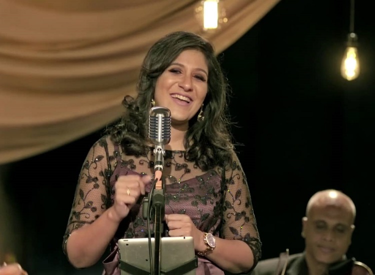 Top 5 Married Female Bollywood Singers